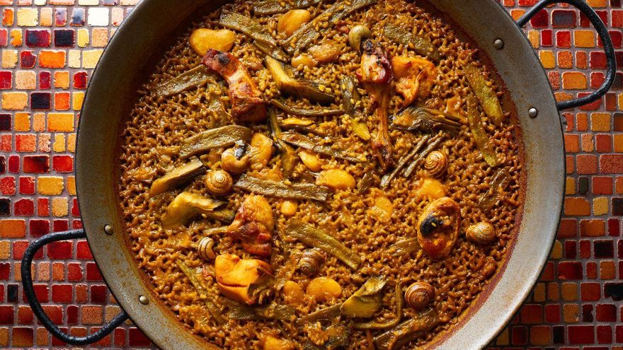 Así reaccionan dos valencianos a las paellas de Dabiz Muñoz: &quot;Tres estrellas Michelin, pero…&quot;