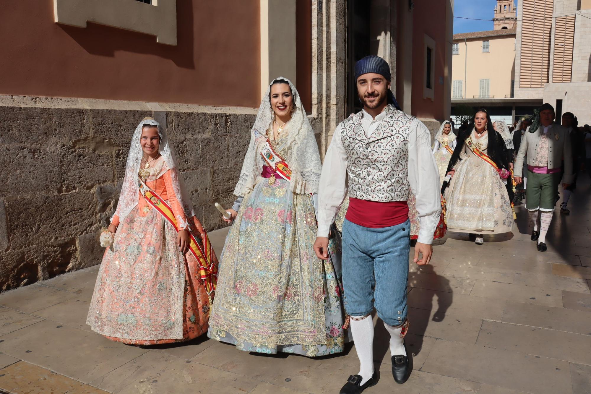 Las comisiones de falla en la Procesión de la Virgen (4/5)