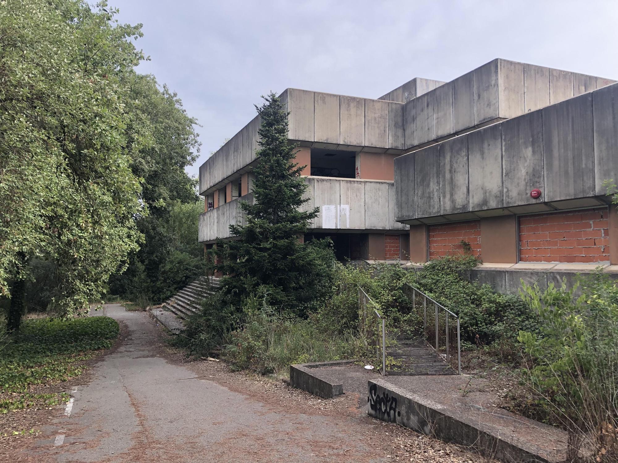 Edifici abandonat a Palau