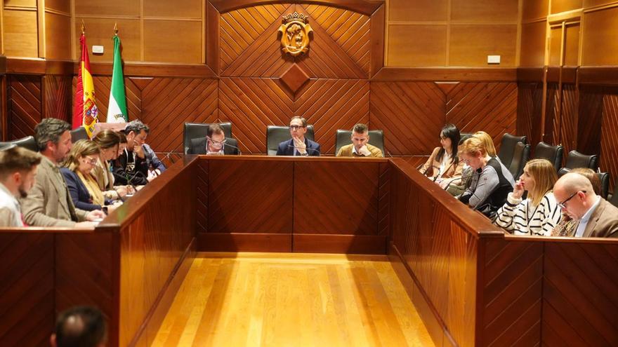 El Ayuntamiento de Pozoblanco aprueba un expediente para pagar facturas atrasadas a empresarios