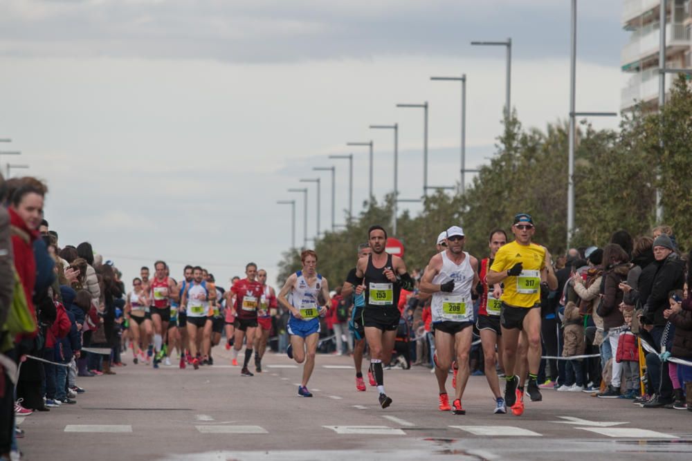 El atleta keniata Peter Kirui gana en Santa Pola