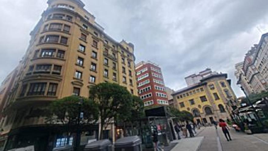 1.300 € Alquiler de piso en Gijón (centro) 98 m2, 3 habitaciones, 2 baños, 13 €/m2, 6 Planta...