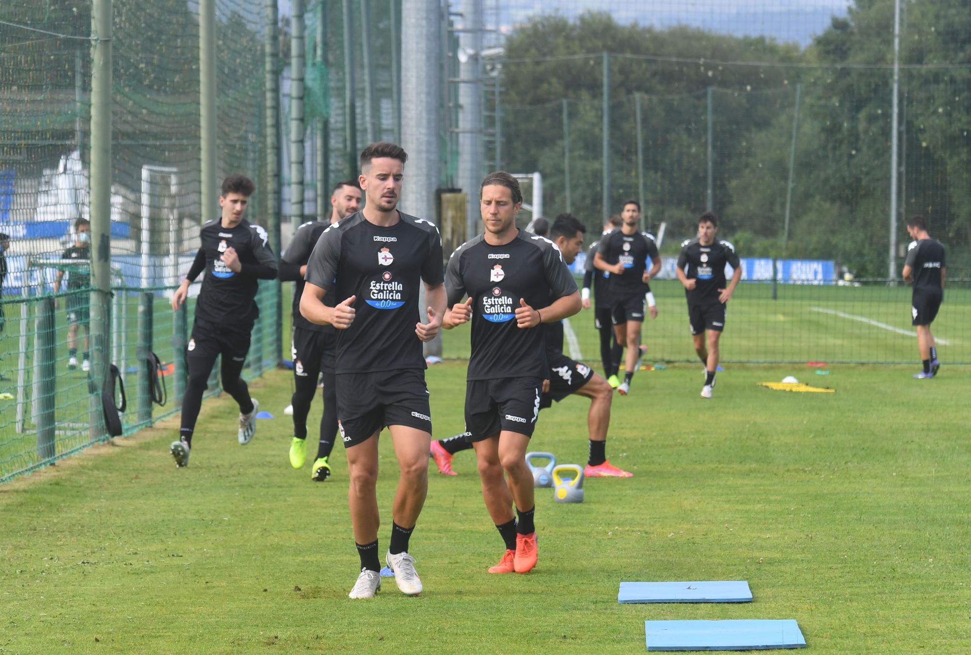 Doble turno de entrenamiento para el Deportivo