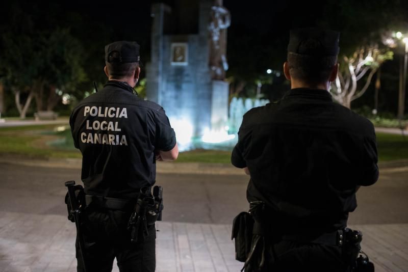 Santa Cruz de Tenerife cierra sus plazas y parques