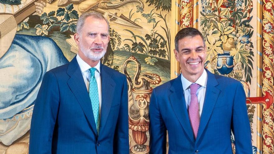 El rey Felipe VI y el presidente del gobierno en la Almudaina
