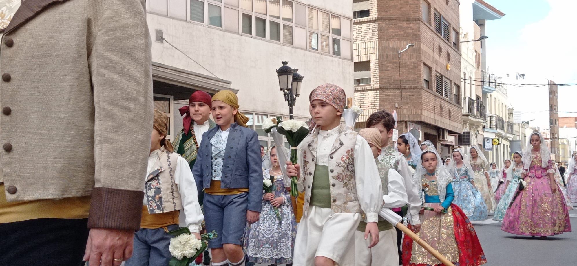 Ofrenda de flores de las fallas de Sedaví aplazada por la lluvia