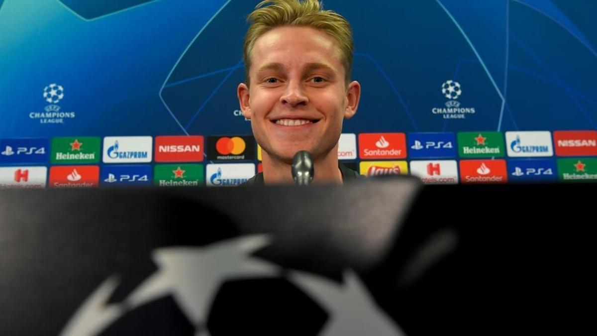 Frenkie de Jong, en la rueda de prensa previa al partido ante el Borussia Dortmund.