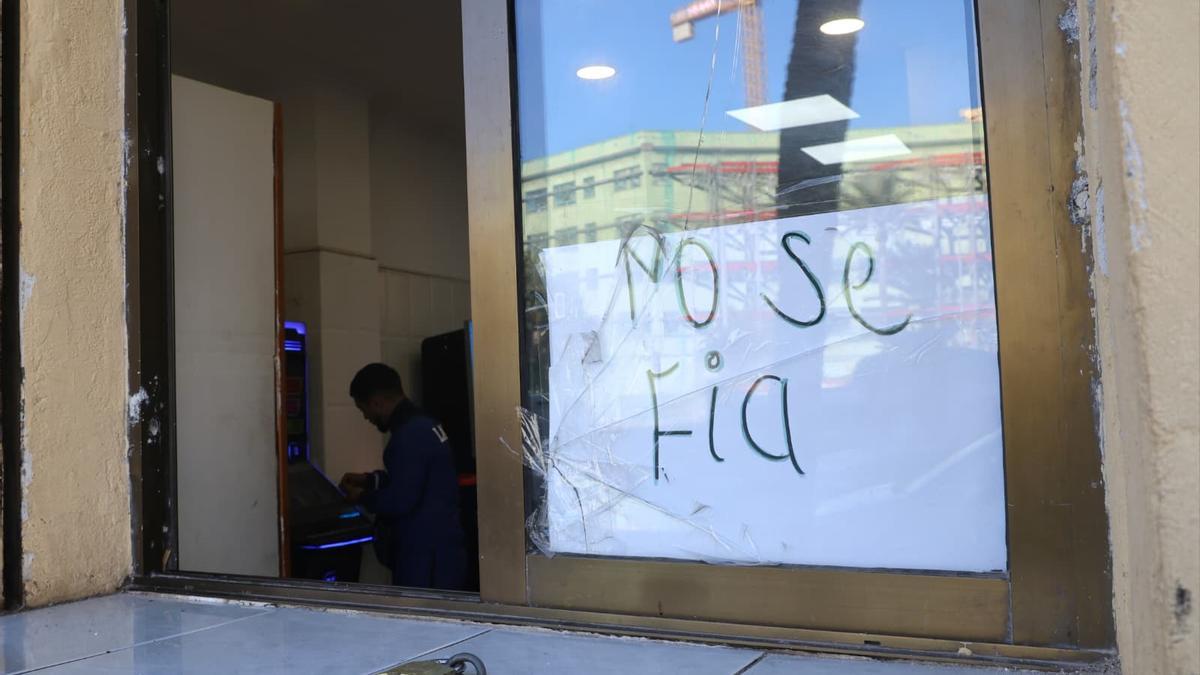 aquí ya no se fía aquí ya no se fía