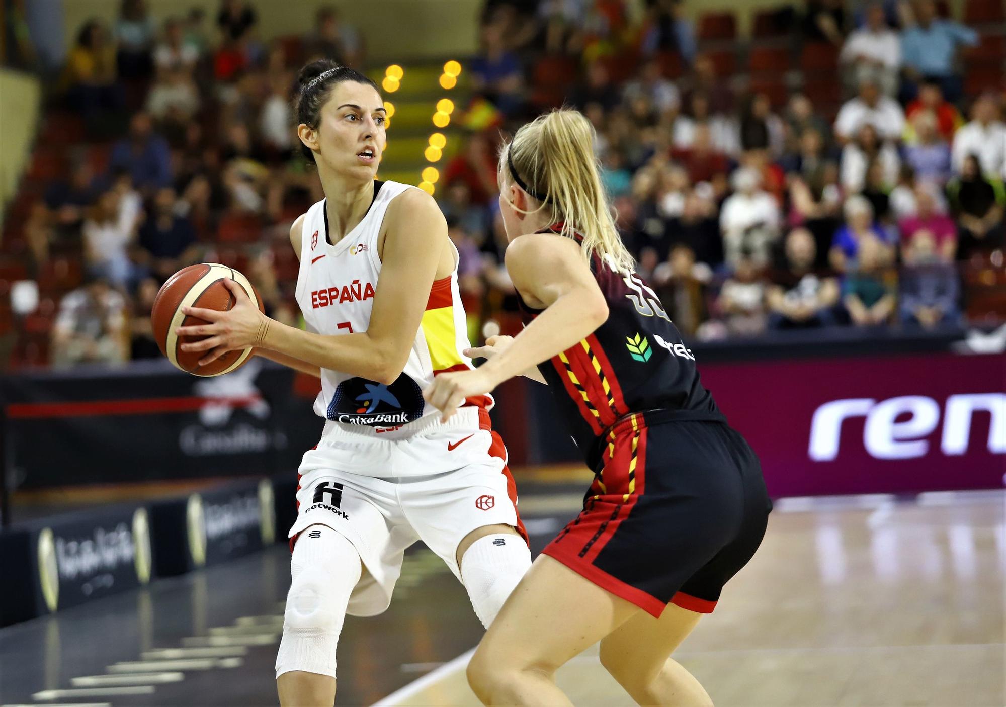 La selección española femenina de baloncesto ante Bélgica, en imágenes