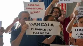 Los funcionarios del Ayuntamiento de Alicante amenazan a Barcala con una huelga en plena campaña electoral