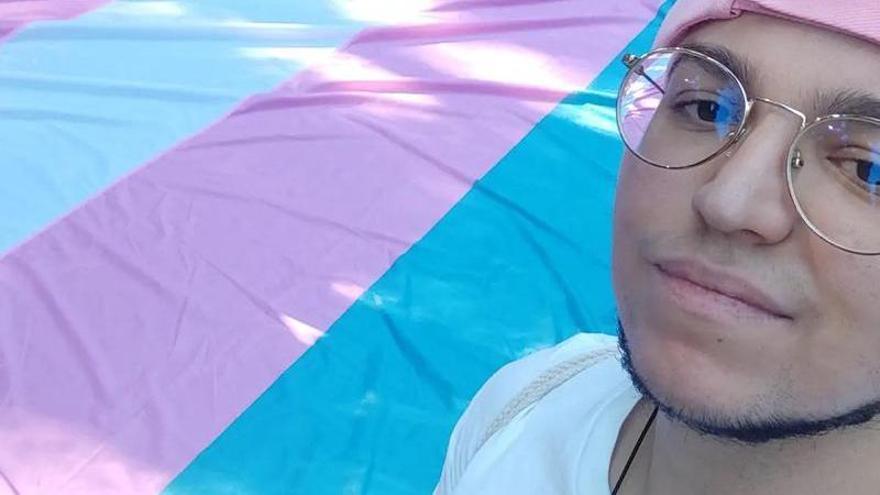 Félix Peñalver, activista trans del colectivo No Te Prives, en la última marcha del Orgullo.