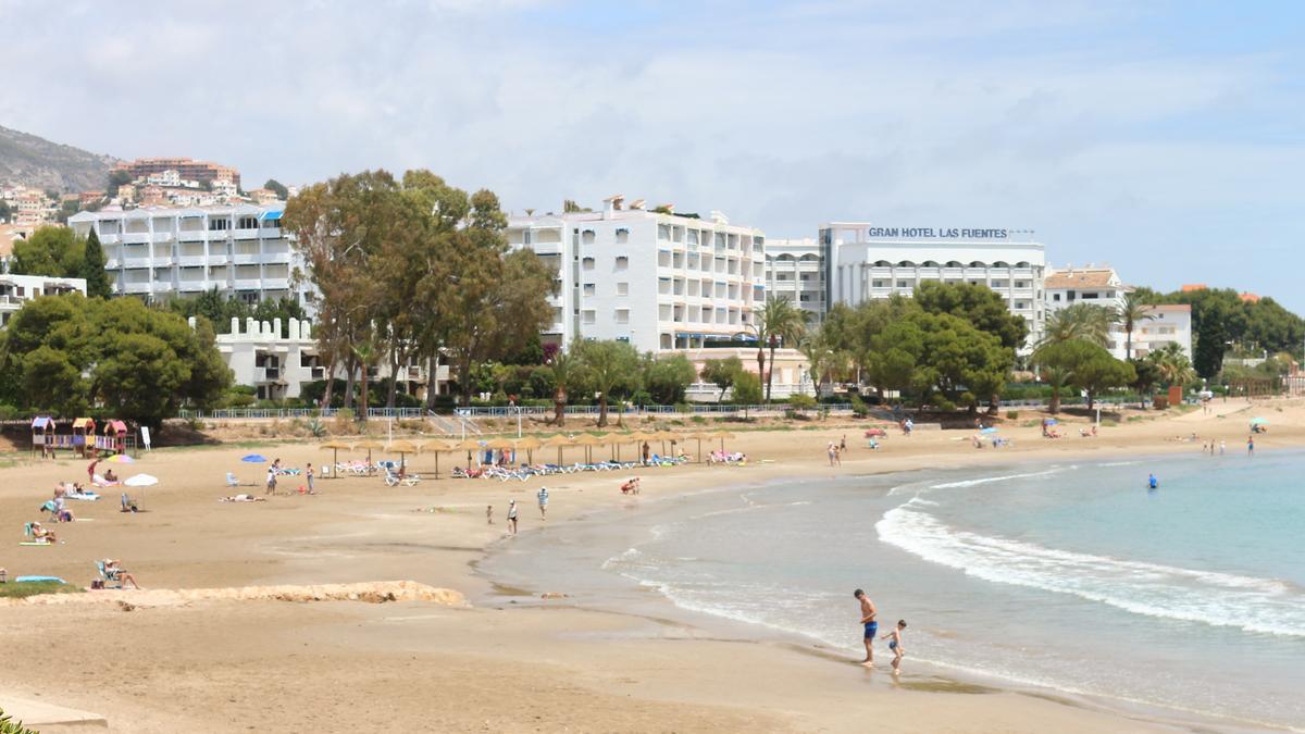 Cierran la playa de Las Fuentes de Alcossebre por un alto nivel de  contaminación - El Periódico Mediterráneo