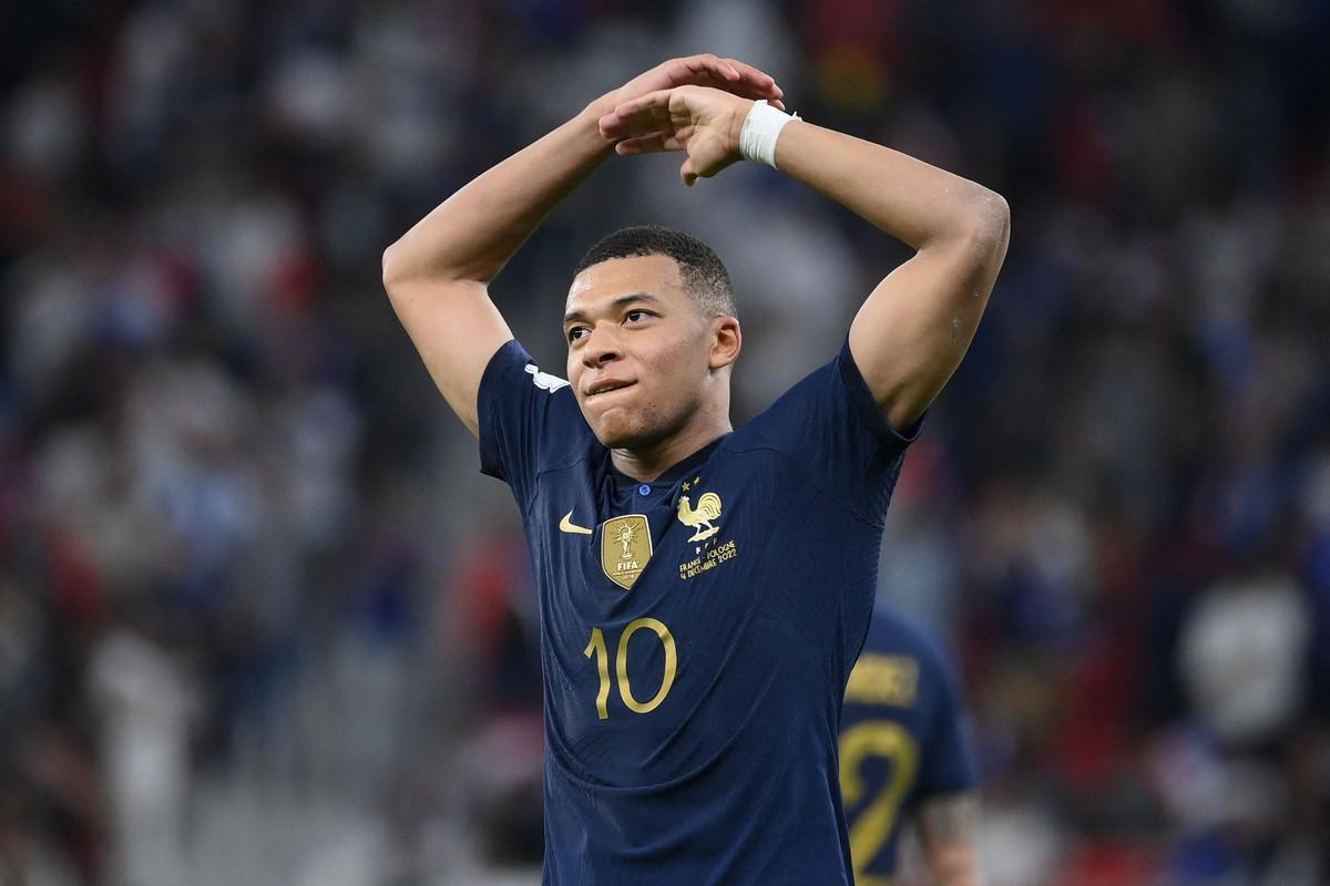 Mbappé se exhibe y lleva a Francia a cuartos Mbappé se exhibe y lleva a Francia a cuartos