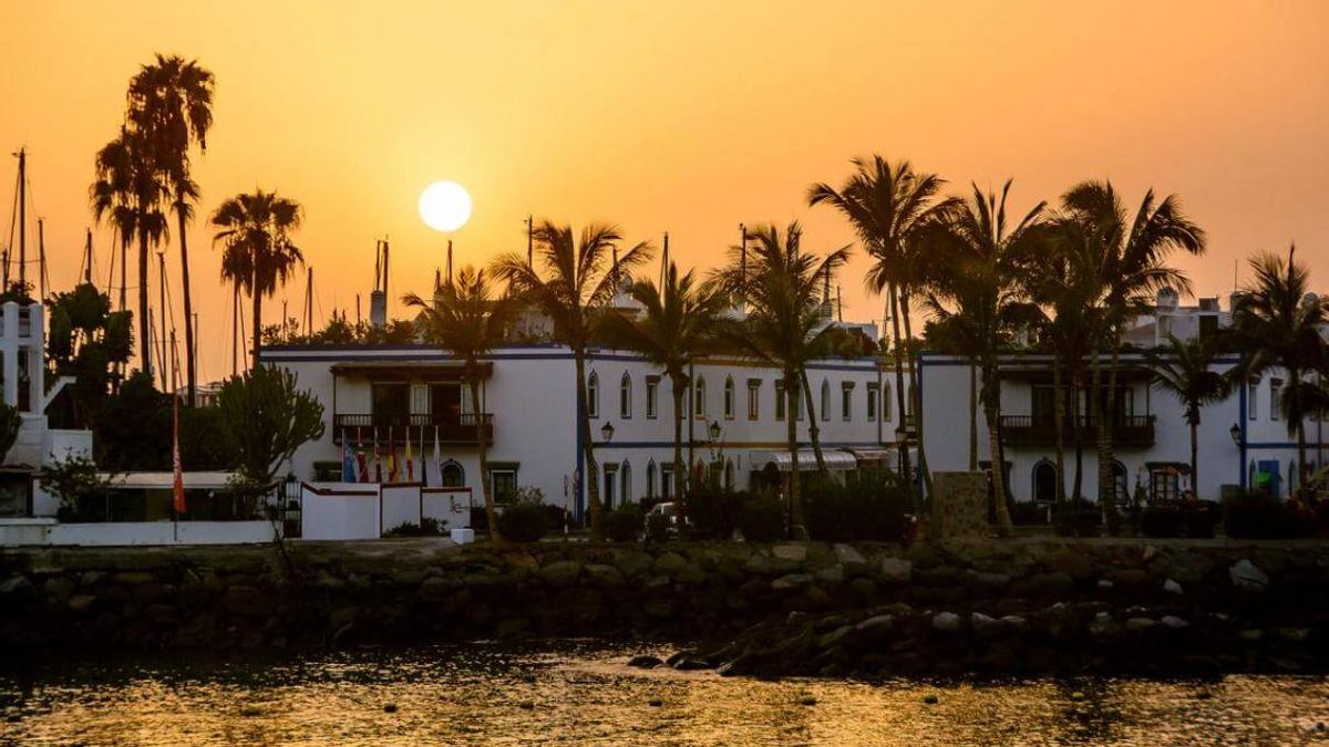 Atardecer en Puerto de Mogán.