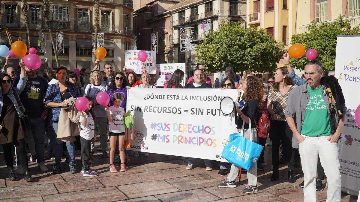 Los padres de niños con necesidades especiales vuelven a salir a las calles este domingo.