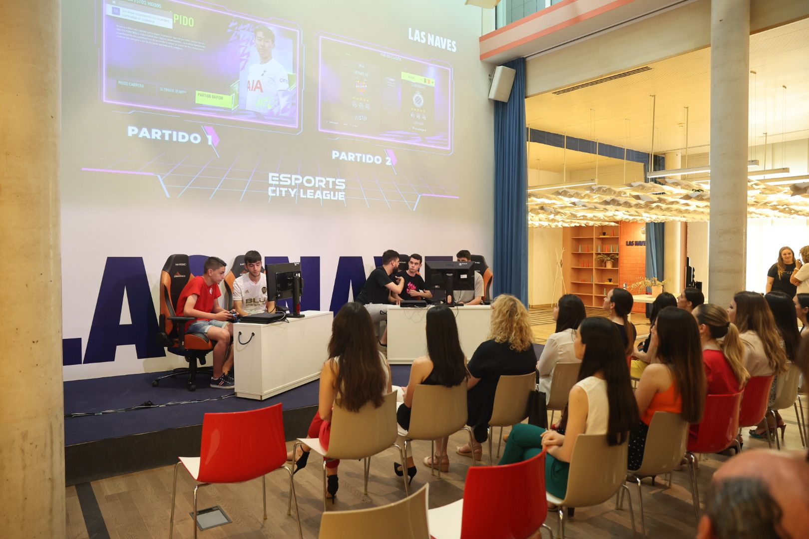 Las Fallas se asoman a los e-sports para captar a la juventud