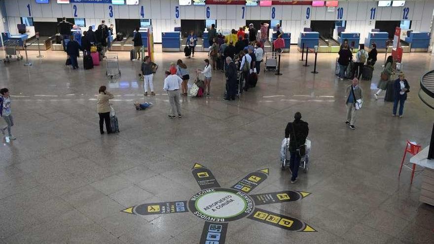 Terminal del aeropuerto de Alvedro.