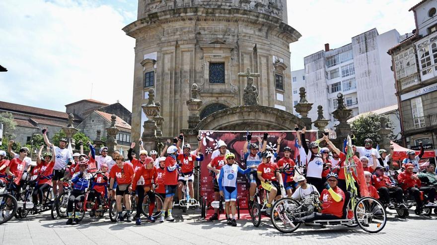 La Marcha Solidaria contra la leucemia lleva casi 700 corredores a la Peregrina