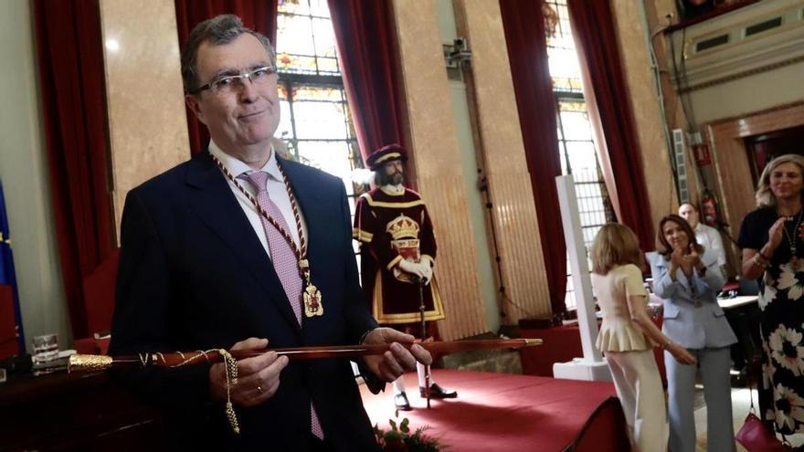 ¿Cómo y cuándo se elige al nuevo alcalde de Murcia? Así es el proceso para designar a la persona que sucederá a Ballesta