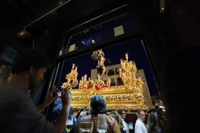 La Hermandad Cristo del Mar recorre el Casco Antiguo de Alicante este Martes Santo