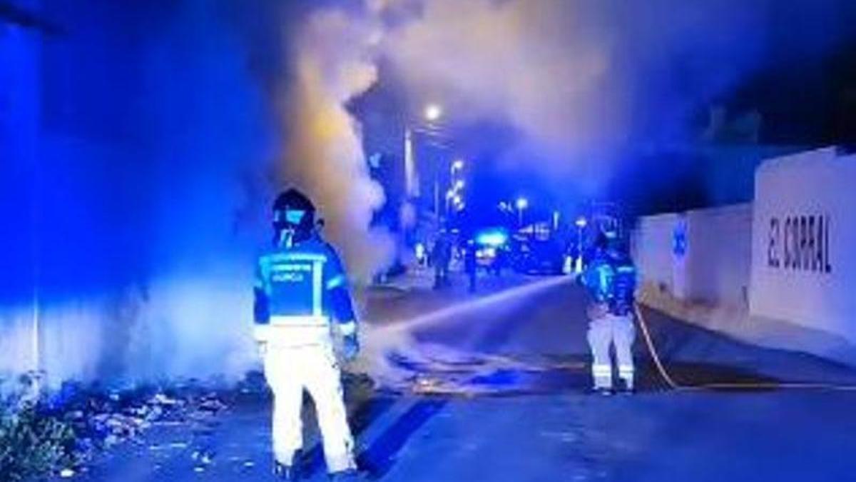 Bomberos Murcia interviniendo en un incendio