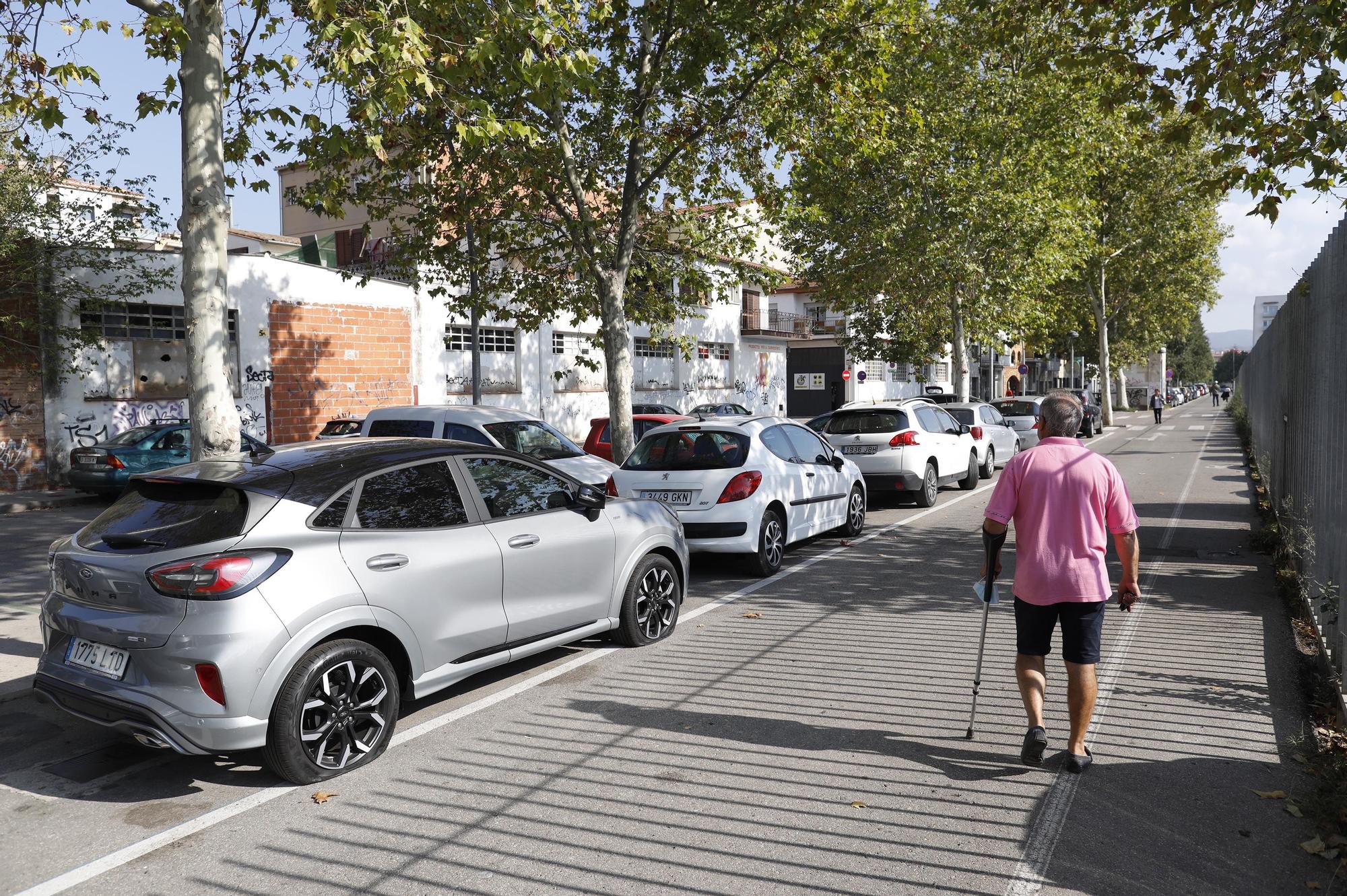 Rebenten rodes de diversos cotxes a Salt