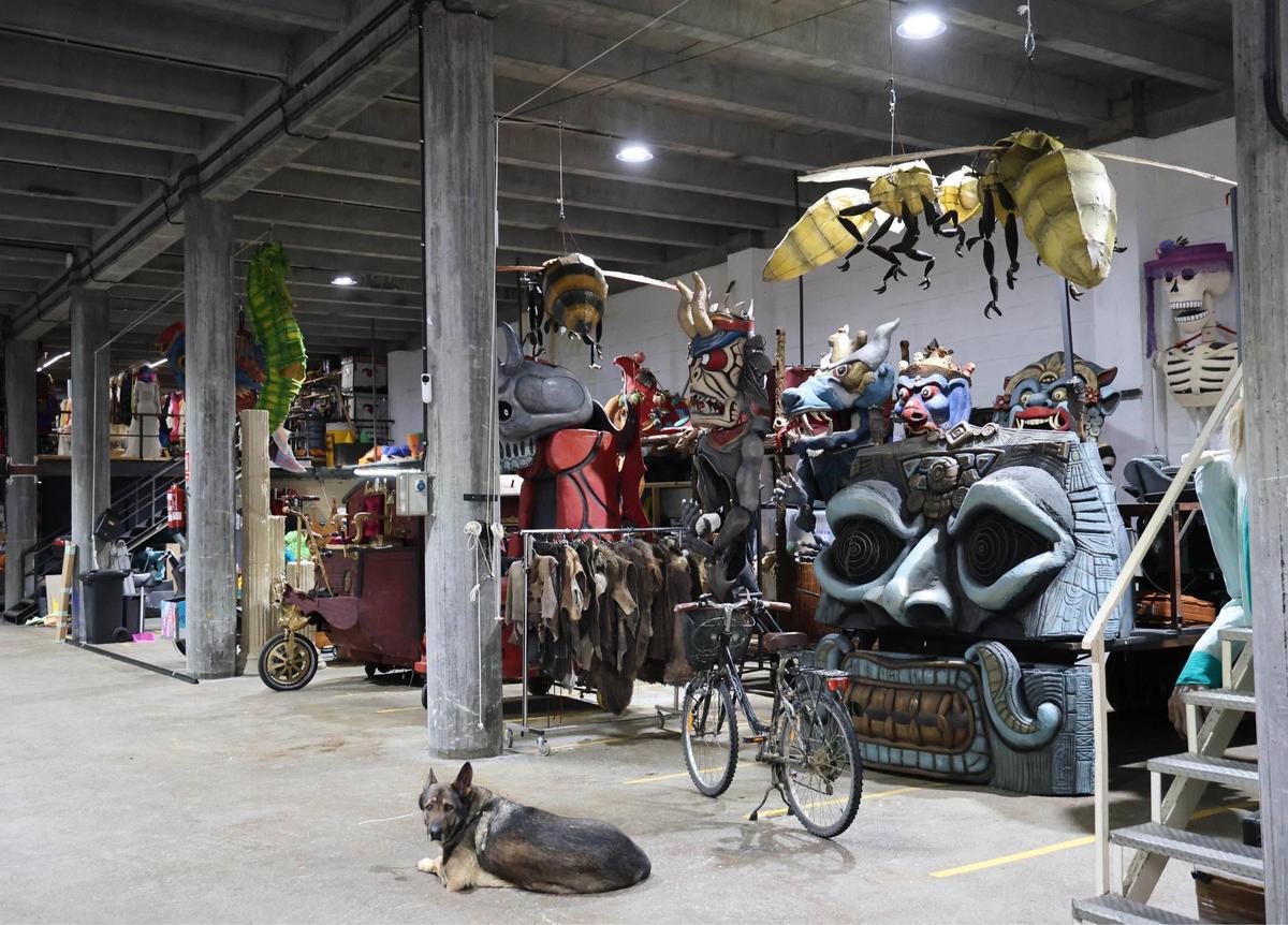 Las compañías de artes escénicas Troula y Barafunda se mudan a un «Ghalpón» cultural