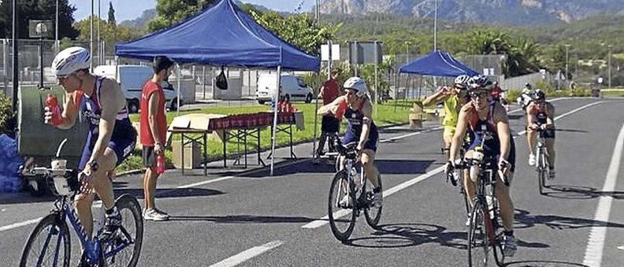 Ciclistas en una competición.