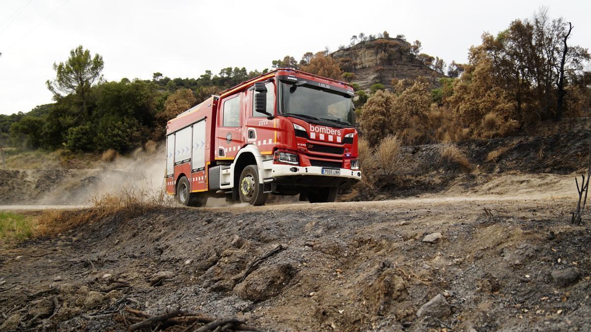 Incendi a la zona forestal de Sant Quirze Safaja