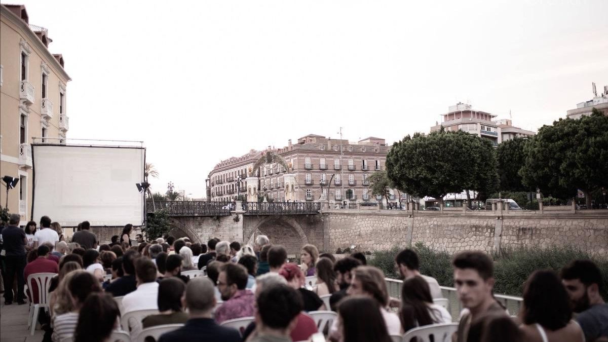 Una edición de PechaKucha Night en Los Molinos del Río.