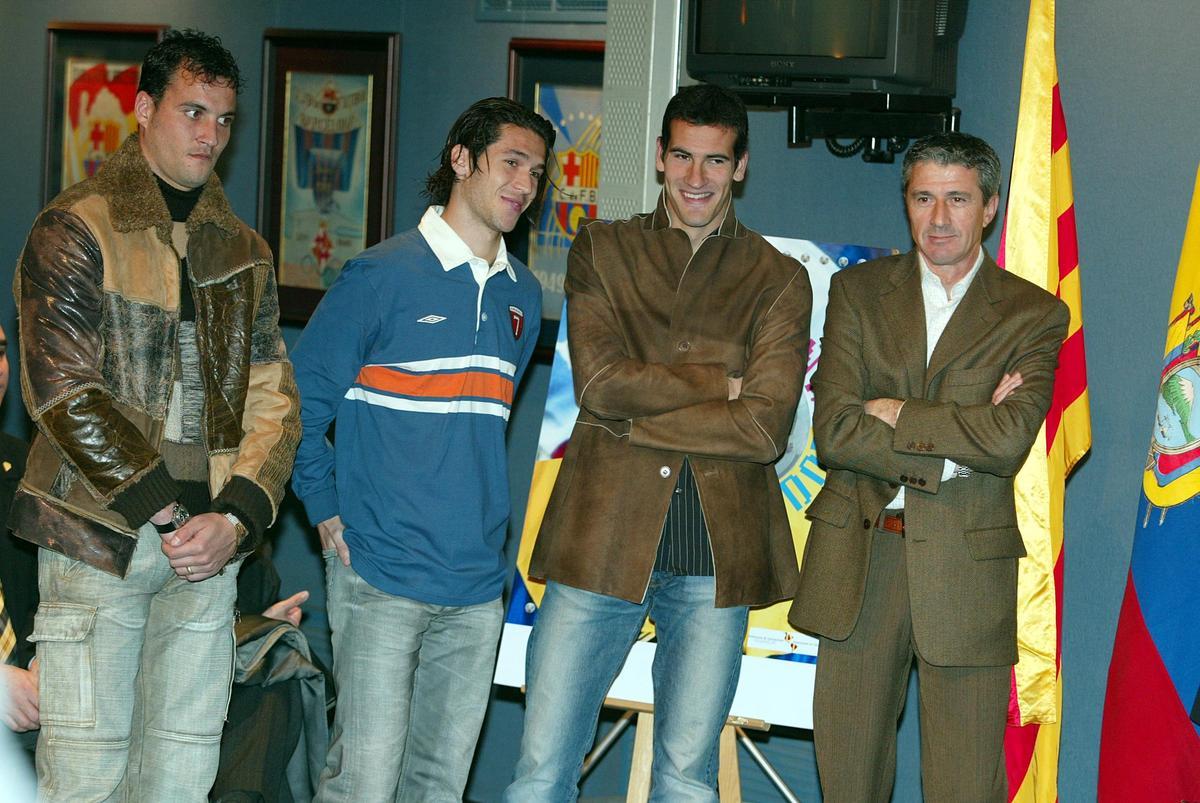 Soldevilla, Luis García, Lopo y Pichi Alonso, durante la presentación de un Catalunya-Ecuador en 2003.
