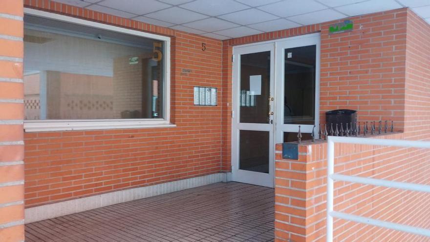 Localizan el cadáver de una mujer en avanzado estado de descomposición en un piso de La Corredoria (Oviedo)
