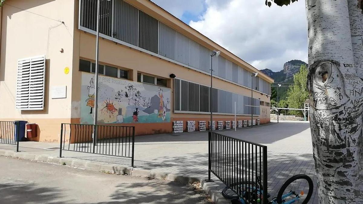 Imagen del colegio público Pere Rosselló i Oliver de Alaró.