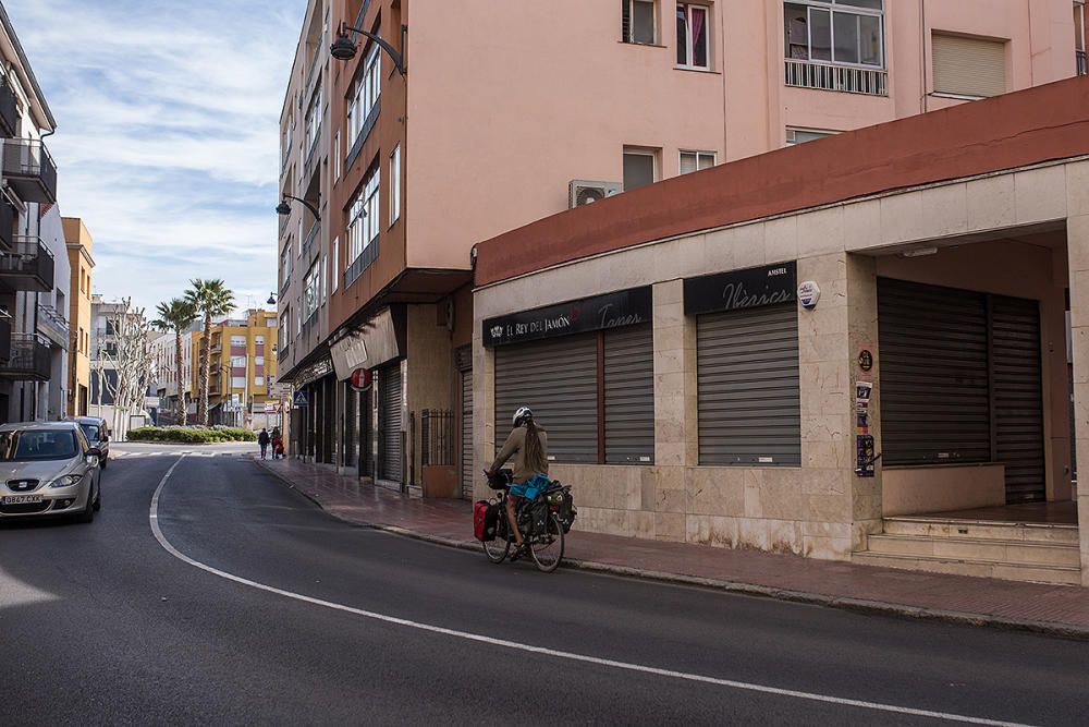 Sant Feliu de Guíxols - GI-682 | Suspèn en adequació urbana (falta mobiliari urbà i arbrat), cal eixamplar les voreres i millorar la il·luminació en alguns trams, falten més elements per fer complir el límit de velocitat, i millorar el manteniment i senyalització dels passos de vianants.