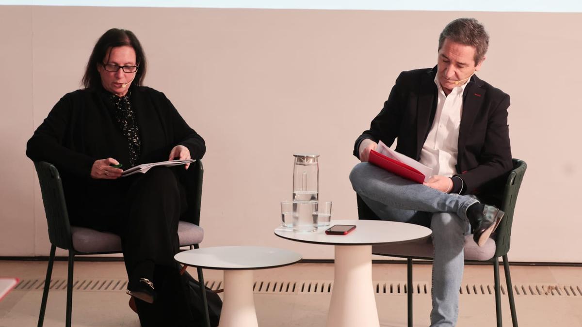 Pilar Tébar y Nicolás Bugeda, en el Centre del Carme.
