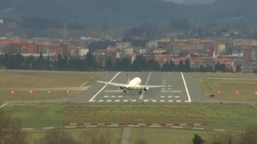 Aterrizaje de infarto en el aeropuerto de Bilbao