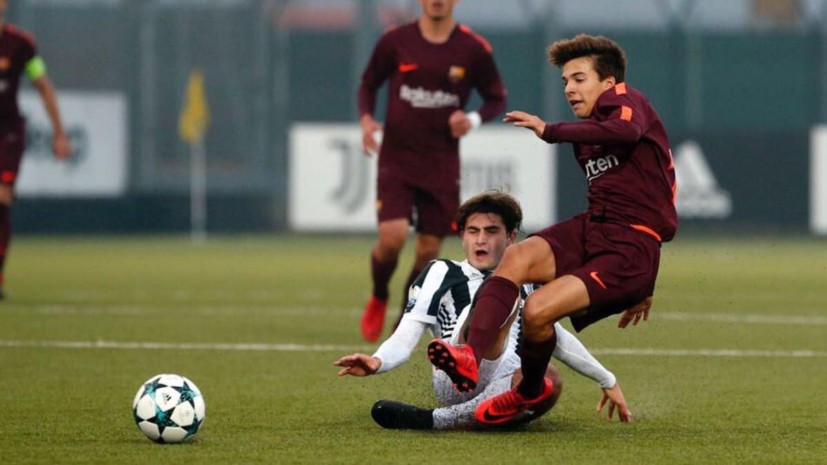 Riqui Puig marcó el gol de la victoria del juvenil barcelonista