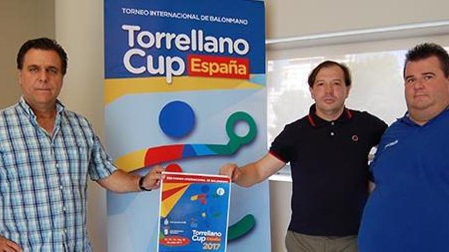 Un momento de la presentación de la Torrellano Cup