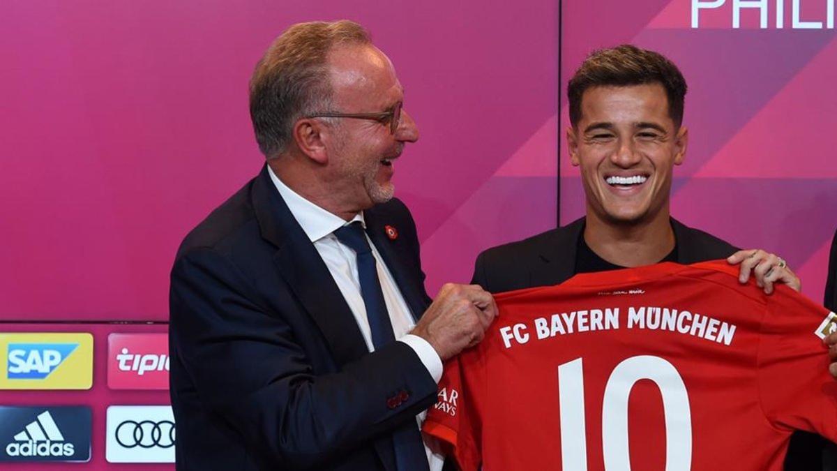 Las sonrisas en la presentación de Coutinho se han ido convirtiendo en caras serias a lo largo de su andadura en Múnich.