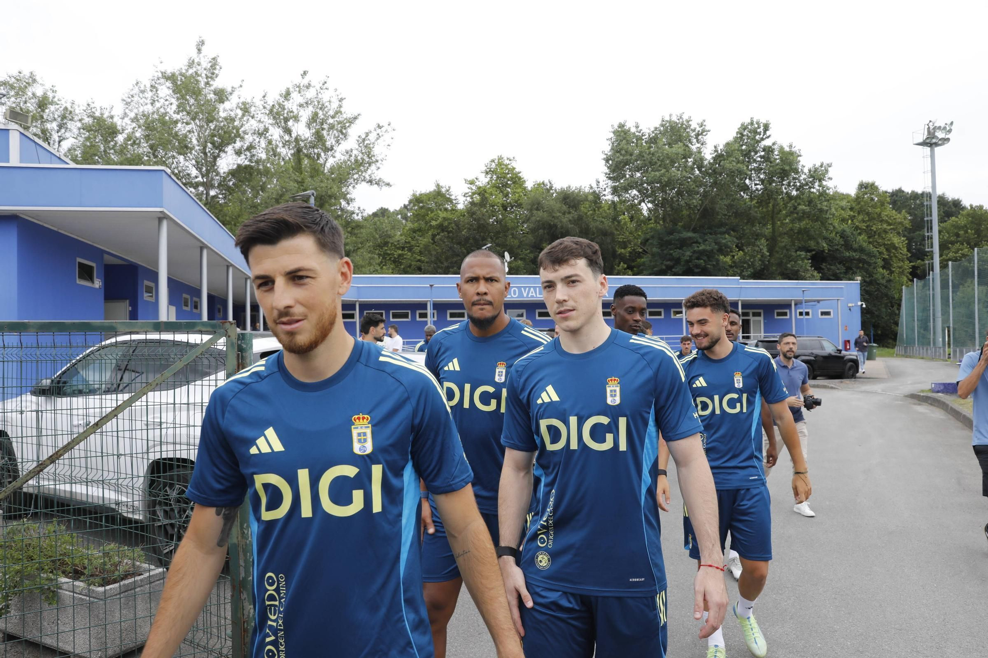 En imágenes: así fue la primera sesión de entrenamientos de Primera en El Requexón con Rodón, Reina y Domingues