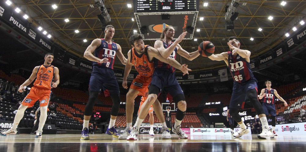 Valencia Basket Club - TD Systems Baskonia