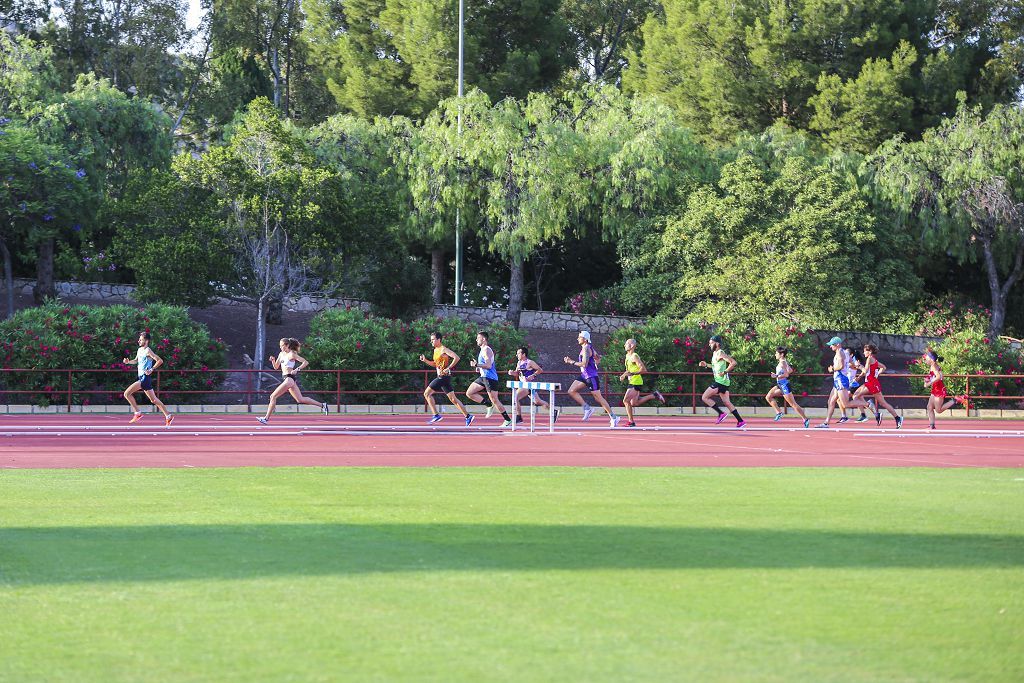 Campeonato regional de atletismo. Primera jornada