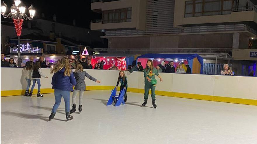 La plaza de La Nogalera de Torremolinos tendrá una pista de hielo esta Navidad