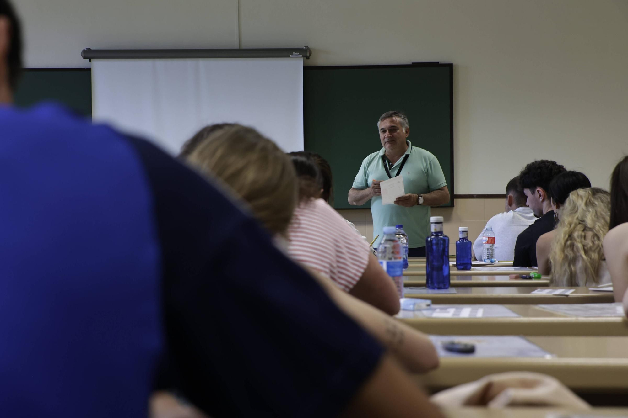 EN IMÁGENES: Así fue el primer día de la prueba extraordinaria de la EBAU 2024 en Asturias