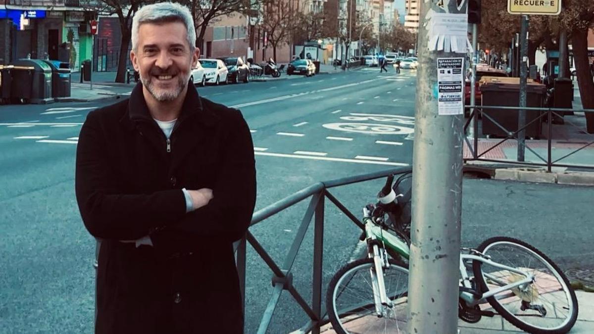 Juan Labarga ha escrito un libro donde detalla varias experiencias con Alcohólicos Anónimos 24 horas