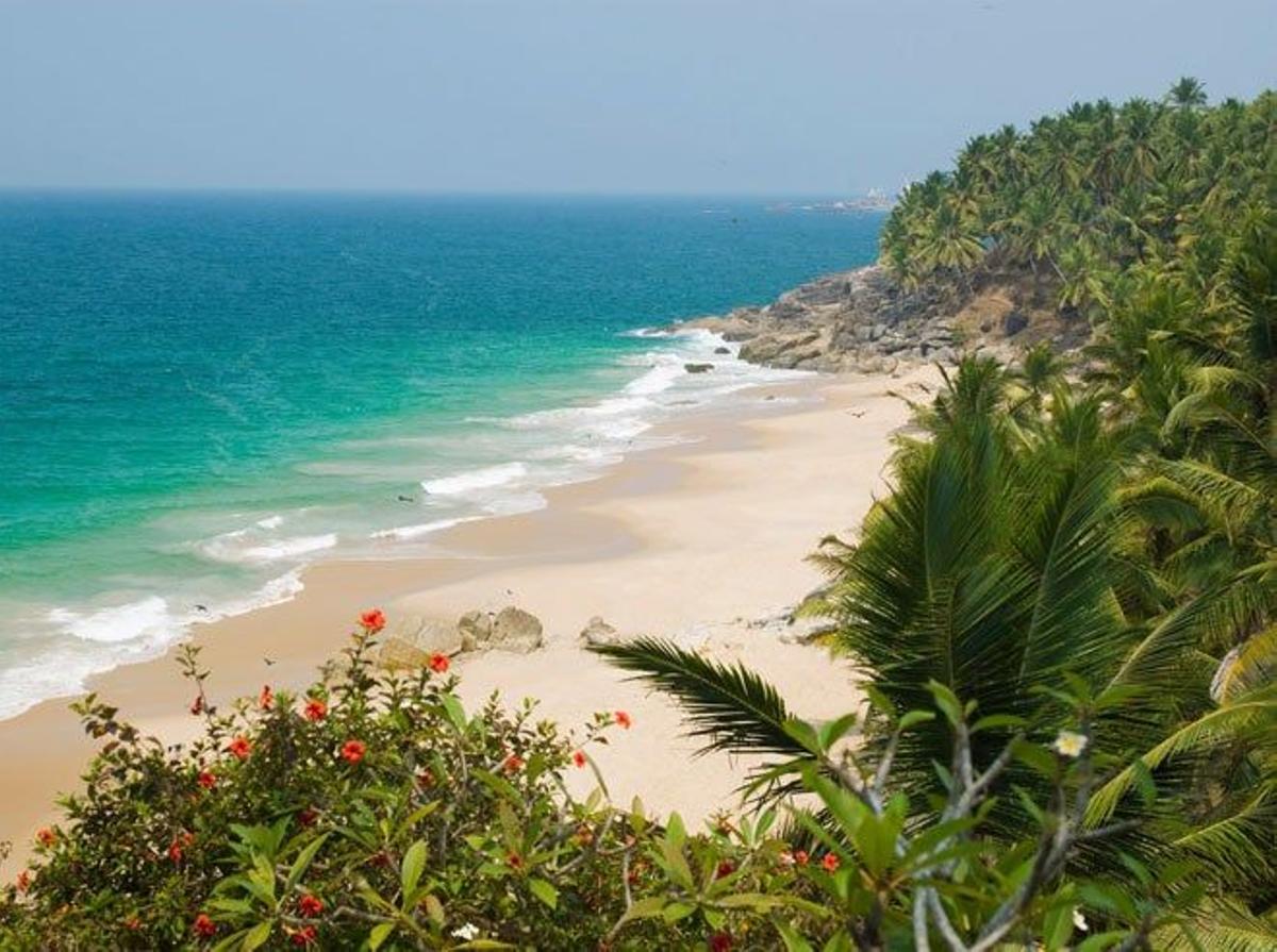 Playa desierta entre Kovalam y Trivandrum.