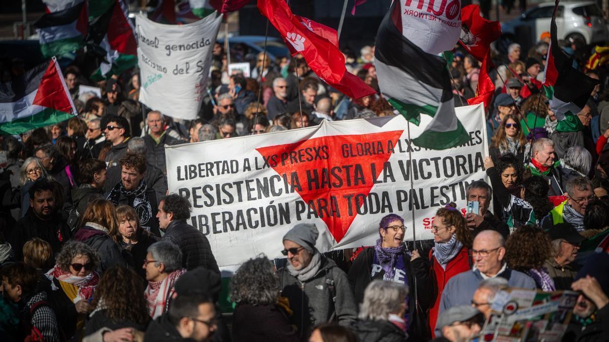 Una manifestación en el centro de Barcelona exige la ruptura de relaciones con Israel