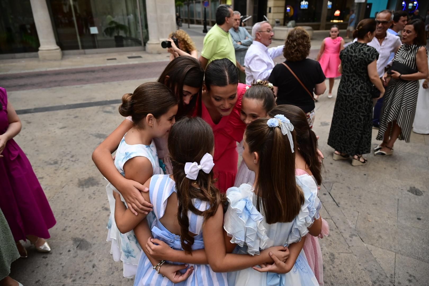 Galería de fotos: Clara Sanz Sobrino y Ana Colón Sastriques, reina y reina infantil de las fiestas de Castelló 2026