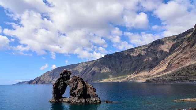Una panorámica de la costa herreña. | ED