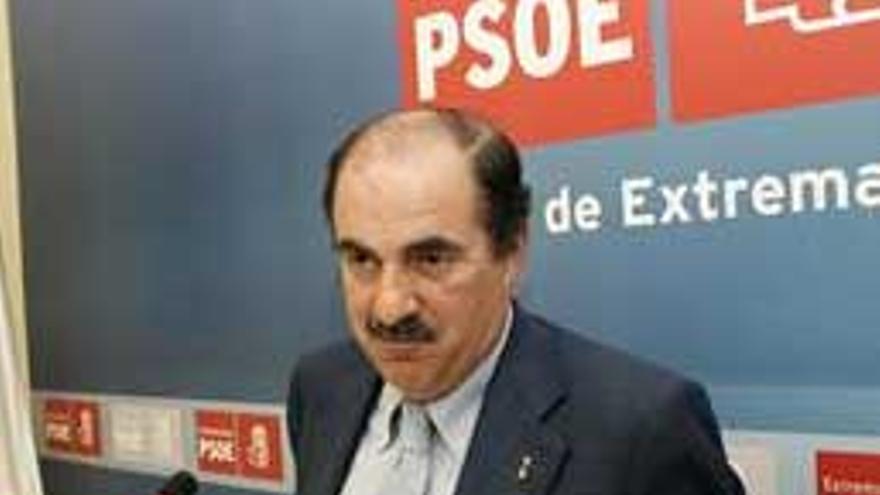 El PSOE considera sus &quot;razones&quot; por encima de las del PP